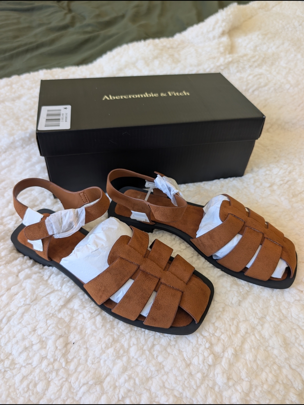 Abercrombie & Fitch Women’s Brown Suede Fisherman Sandals W7